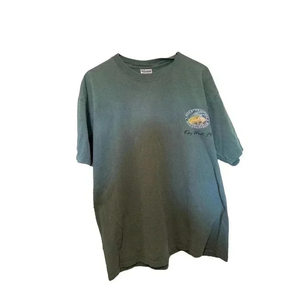 GILDAN ACTIVEWEAR SIZE XL HUNTER GREEN TEE WITH BLUE WATER LEGENDS WILD ANGLERS